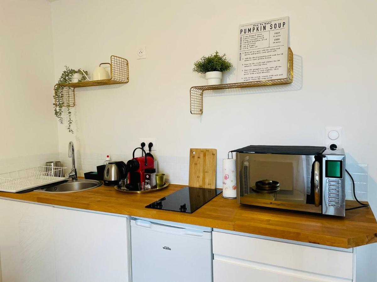 Le studio d'Angèle : Angie Bruz Extérieur photo